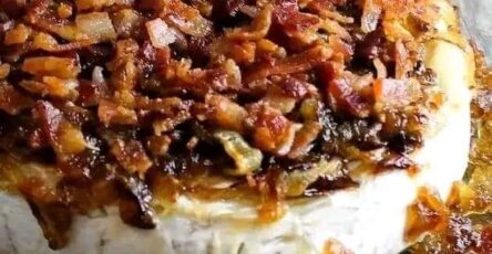 Baked Brie With Caramelized Onions And Bacon