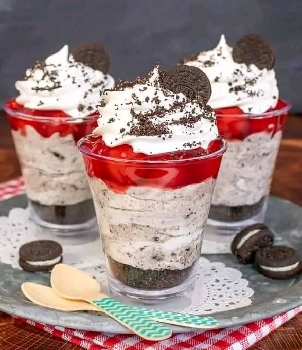 No bake cherry cookies and cream cheesecake parfaits