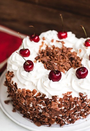 Black Forest Cake Recipe 🍒😋