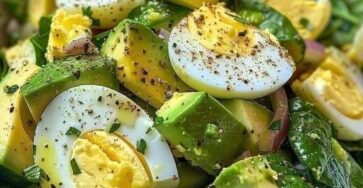 Avocado And Spinach Egg Salad A Nutritious And Creamy Delight
