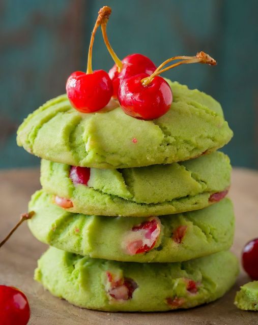 Christmas Pistachio Pudding Cookies