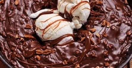 My grandma made “chocolate skillet cake & ice cream”, y’all help me make her day with compliments …be kind