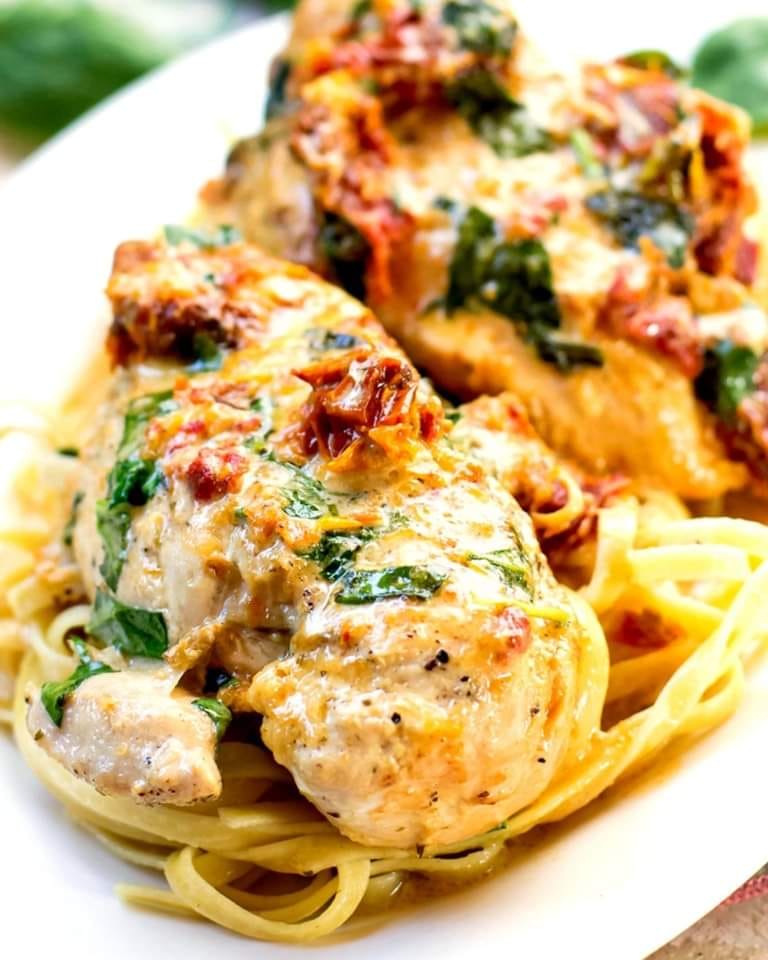 Slow Cooked Tuscan Garlic Chicken