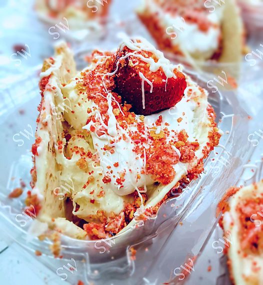 Strawberry Cheesecake Tacos