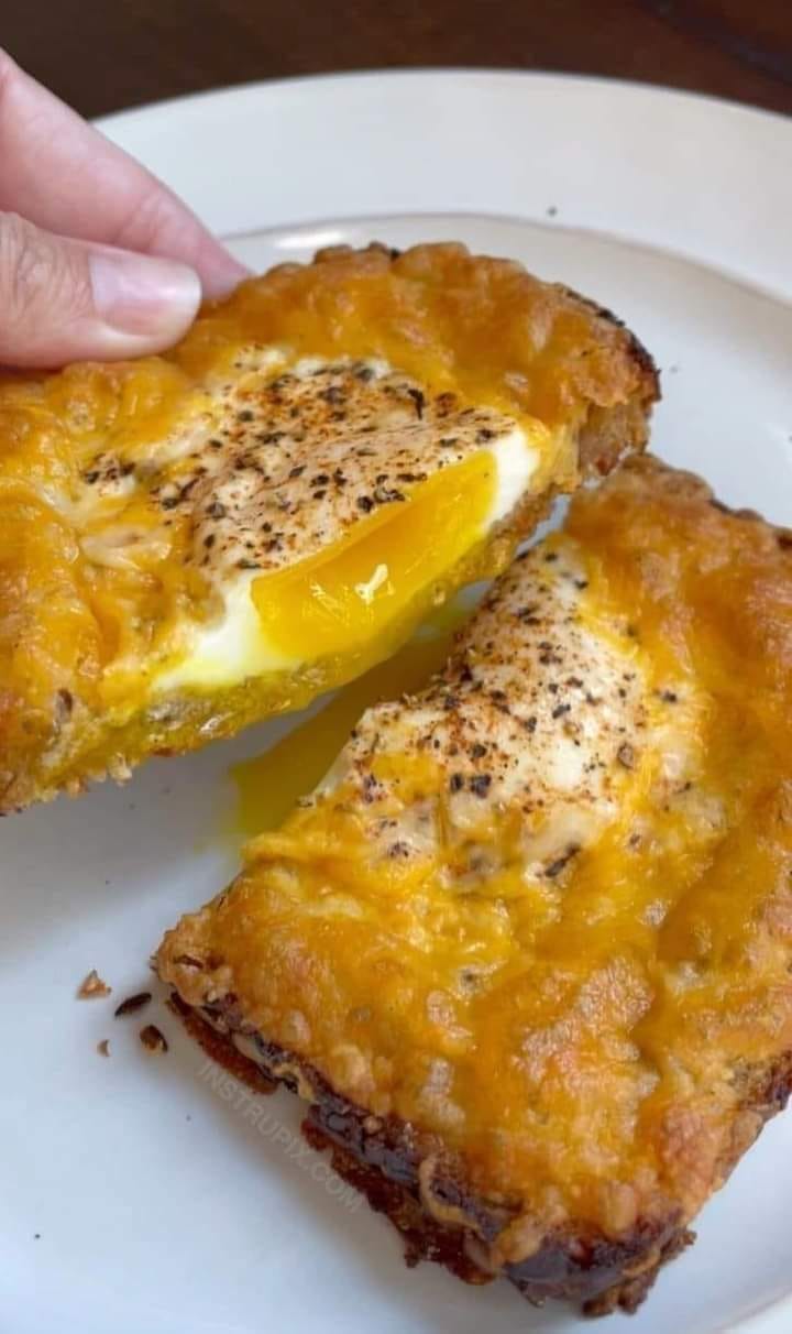 Cheesy Egg Toast