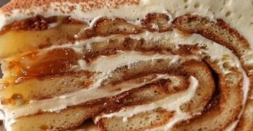 Cinnamon Roll Cake