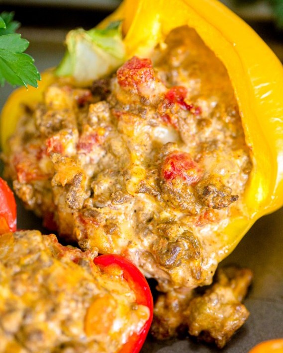 Creamy Taco Stuffed Bell Peppers!! Recipe