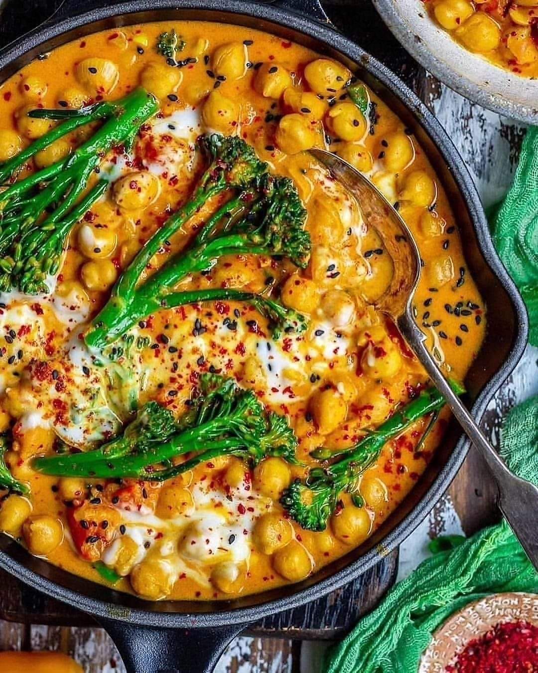 Easy Coconut Chickpea Curry