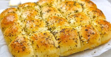 Homemade Garlic Bunches