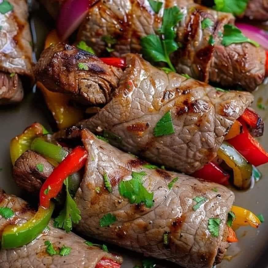 Healthy Steak Fajita Roll Ups