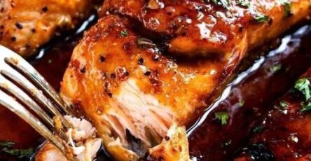 Honey Garlic Glazed Salmon