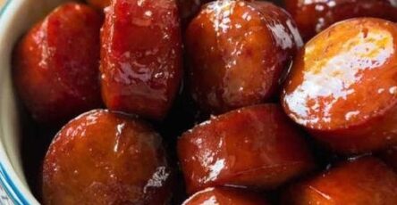 Slow Cooker Brown Sugar Kielbasa Bites