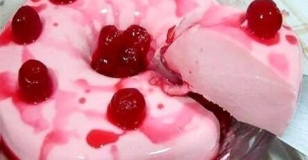 Strawberry Jelly Pudding