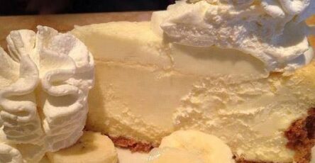 Bananas foster cheesecake