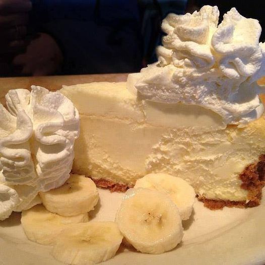 Bananas foster cheesecake
