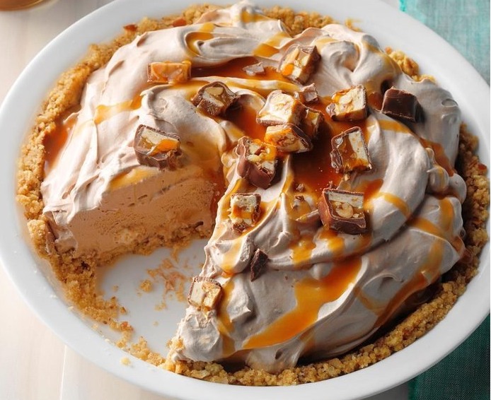 Caramel hazelnut pie