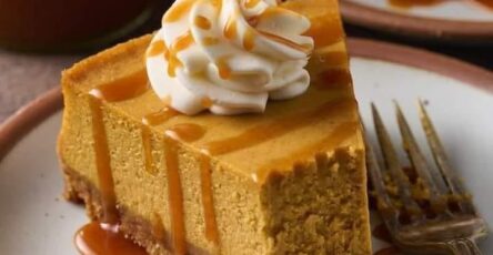 Classic pumpkin pie cheesecake