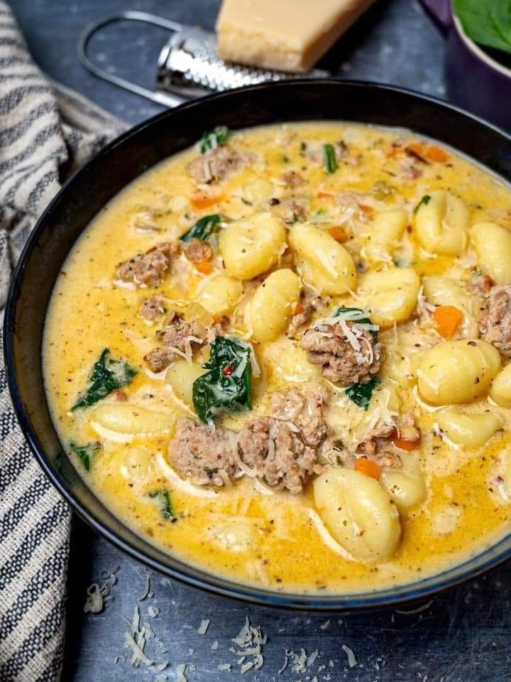 Creamy italian sausage gnocchi soup