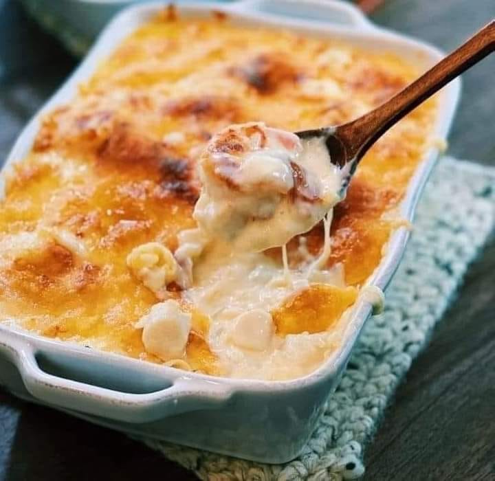Creamy seafood baked rice