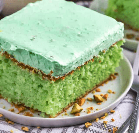 Easy green pistachio cake