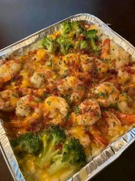 Loaded broccoli potato pan