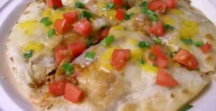 Mexican pizza like taco bells