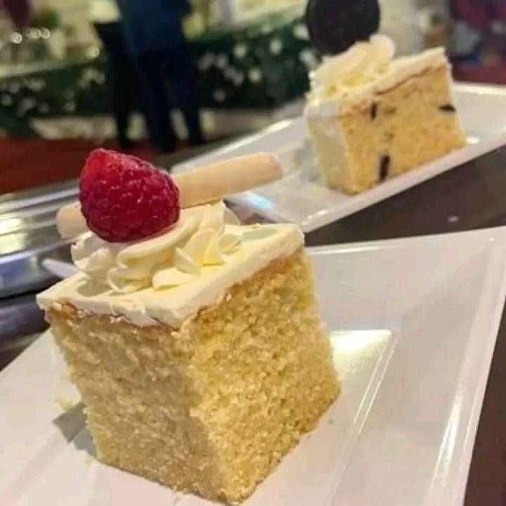 Regular cutterscotch caek