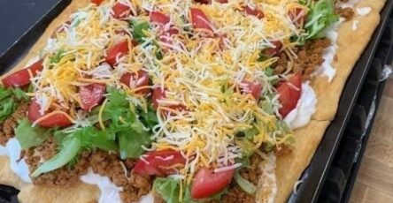 Taco pizza