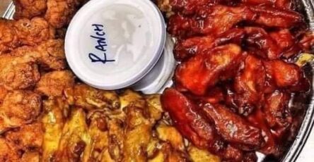 Chicken wings with different flavos