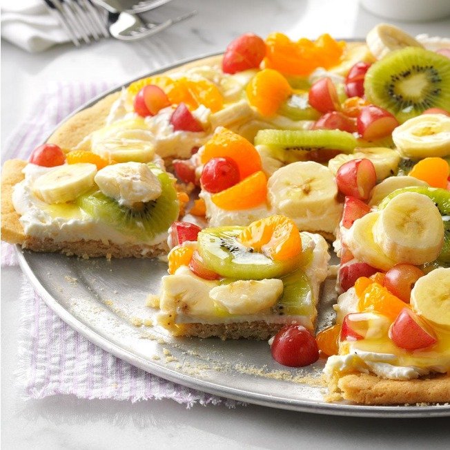 Fruit pizza