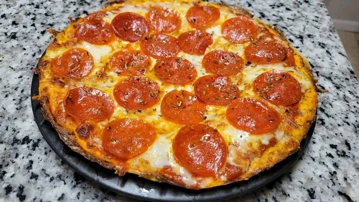 Low carb keto pizza alternative