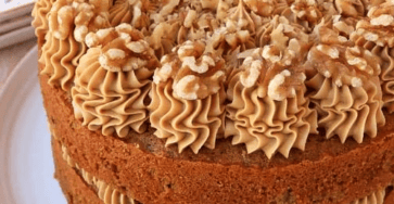 Coffee & walnut cake