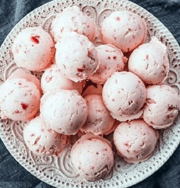 Cheesecake fat bombs