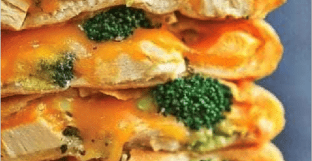 Cheesy chicken and broccoli pockets