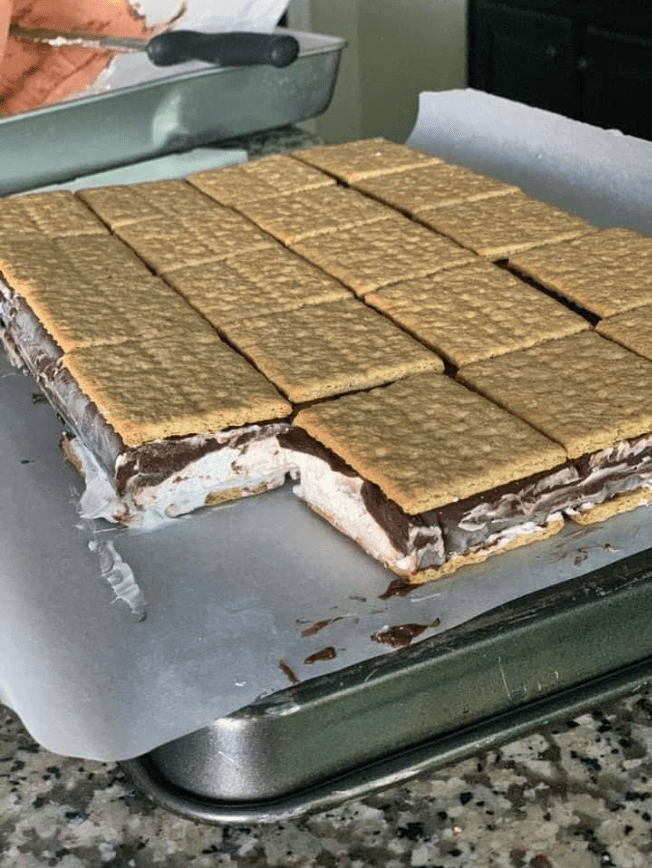 Easy frozen s’more sandwiches