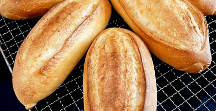 Easy homemad banh mi