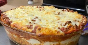Million dollar spaghetti casserole