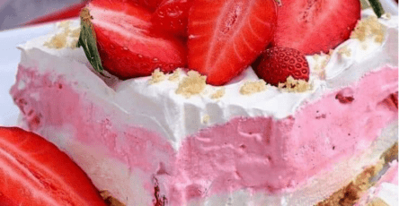 Strawberry cheesecake lush