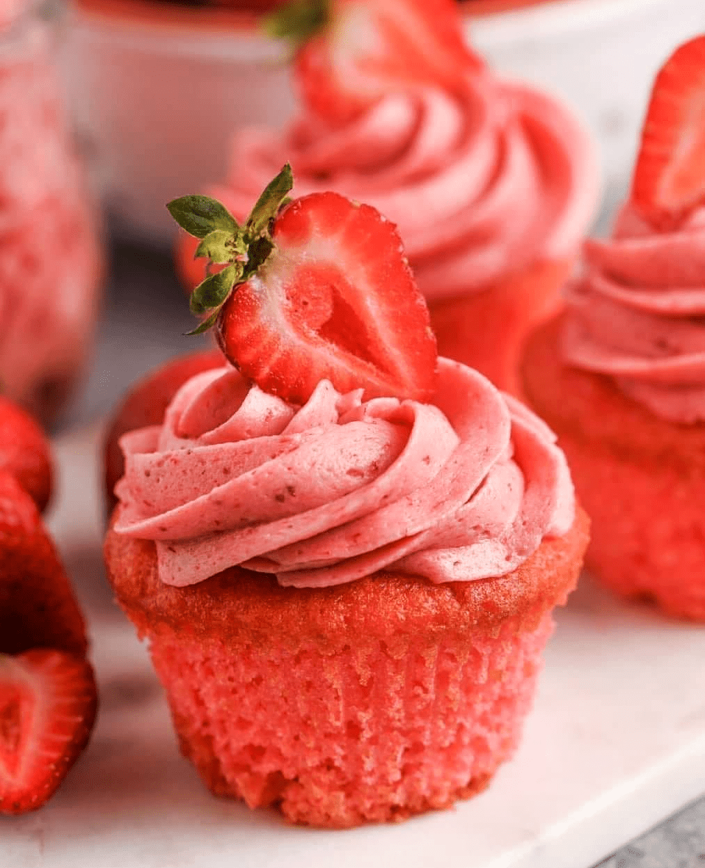 Vegan strawberry cupcakes