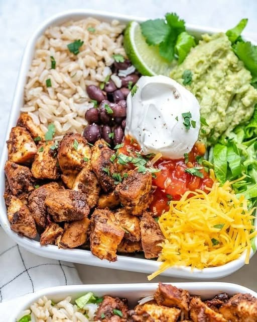 Spicy chicken burrito bowl