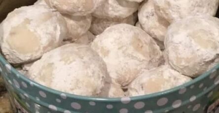 Buttery Pecan Snowball Cookies