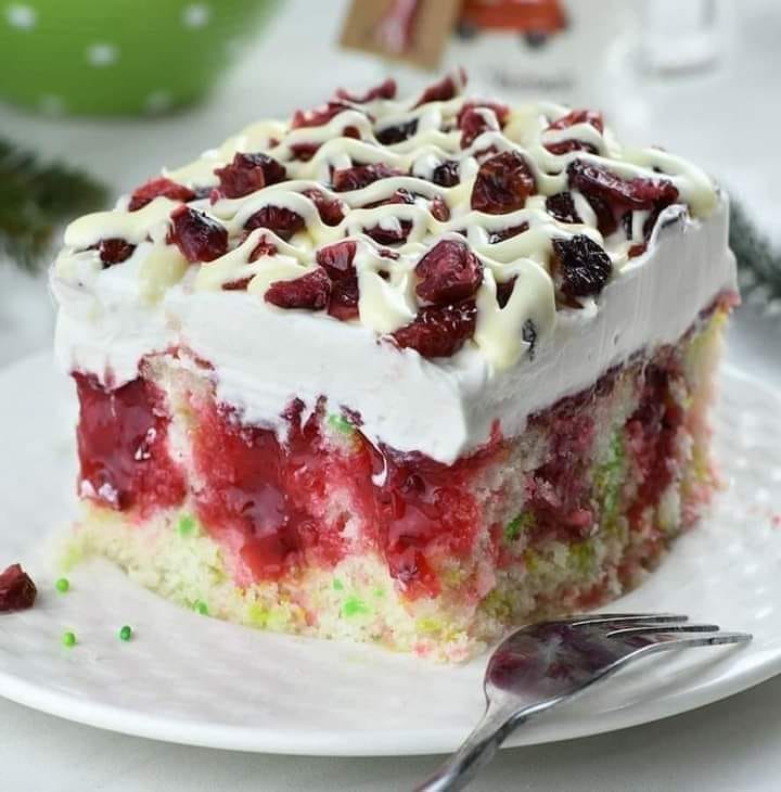 Christmas Cranberry Poke Cake