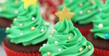 Christmas Tree Cupcakes