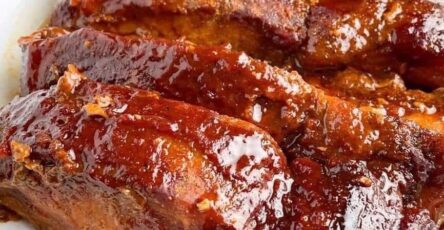 Homemade Crockpot Barbecue Ribs