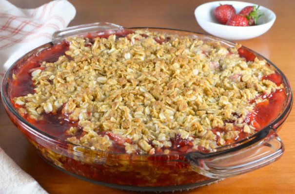 Strawberry Rhubarb Crisp