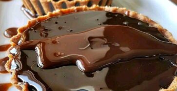 Chocolate Salted Caramel Tarts