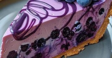 Irresistible Blueberry Dream Cheesecake