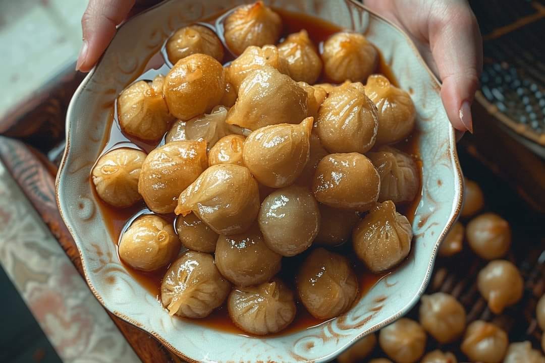 Luqaimat (sweet Dumplings)