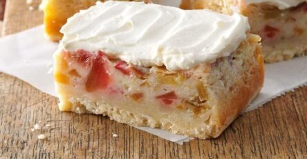 Frosted Rhubarb Custard Bars