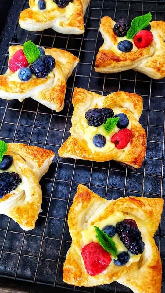 Fruit Tart With Custard Filling